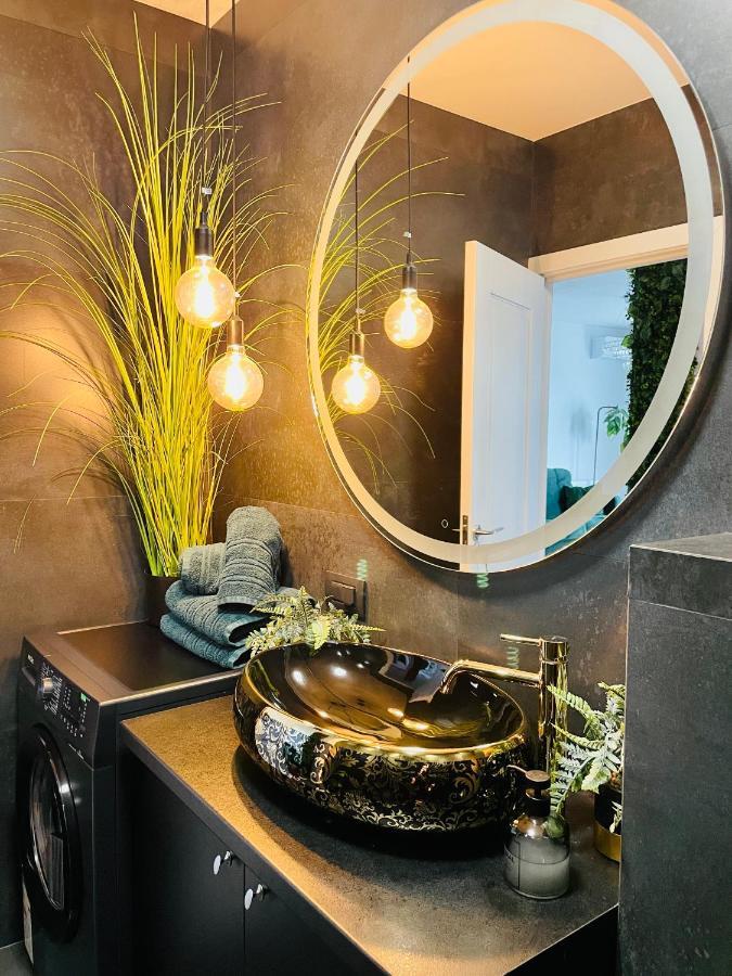 Aici Te Simti Ca Acasa Appartement Iasi Buitenkant foto